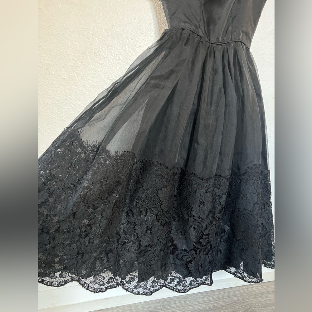 Vintage 1950s Jonathan Logan Union made flared circle little black dress Size XS